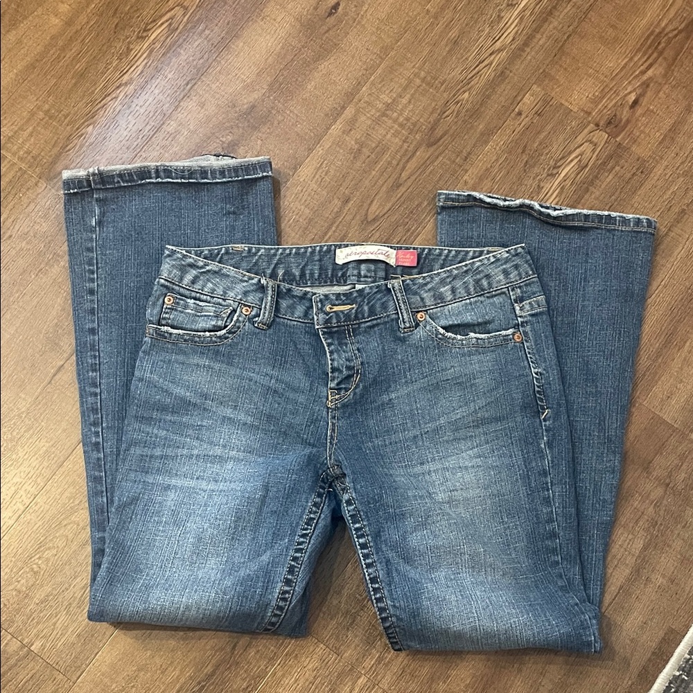 Aeropostale Women's Classic Blue Straight Leg Jeans